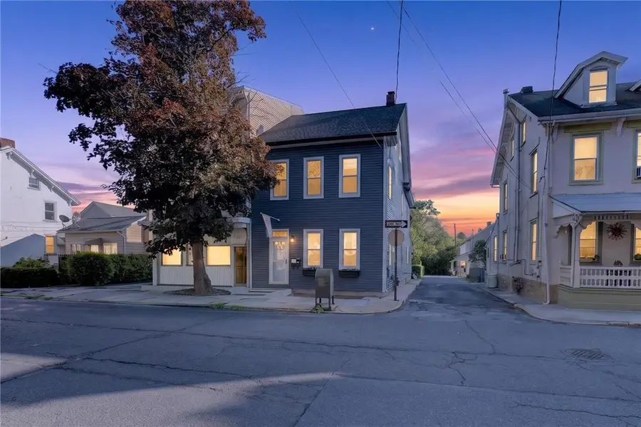 122 Front Street, Catasauqua, PA 18032 - #2