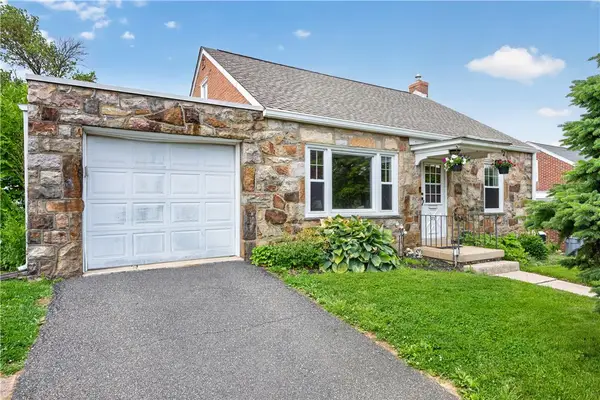 23 Harrison St, Emmaus Boro, PA 18049