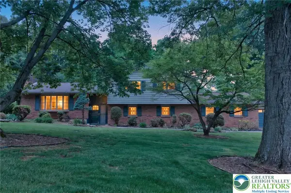 797 Barrymore Lane, Bethlehem City, PA 18017