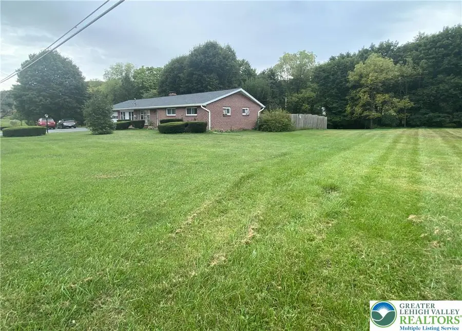 4405 Lehigh Drive, Lehigh, PA 18088 - #3
