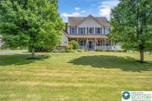 204 Bushkill Ridge Road, Bushkill Twp, PA 18091
