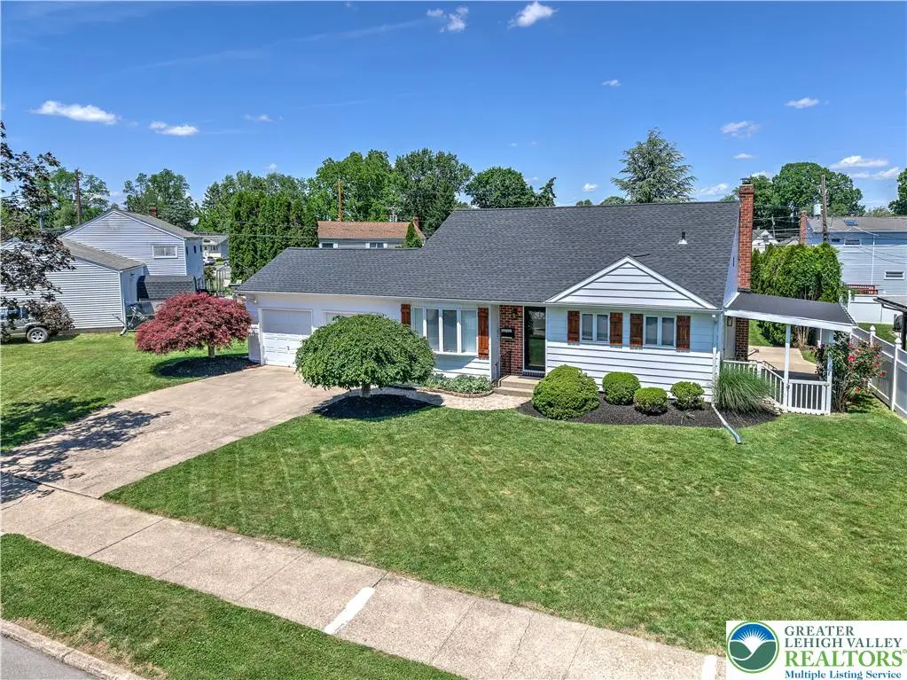 2038 Vista Drive, Bethlehem, PA 18018 - #1