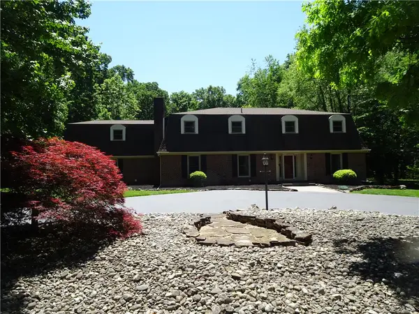 1371 Stoke Park Road, Hanover Twp, PA 18017