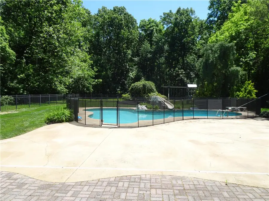 1371 Stoke Park Road, Bethlehem, PA 18017 - #3