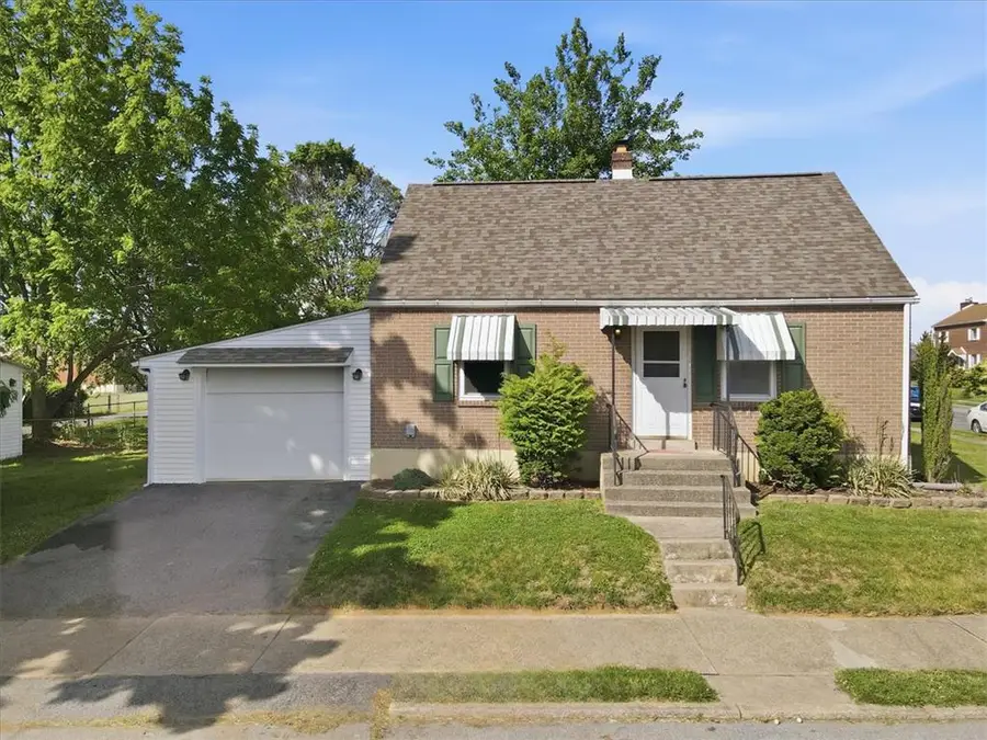 1603 Englewood Street, Bethlehem, PA 18017 - #2