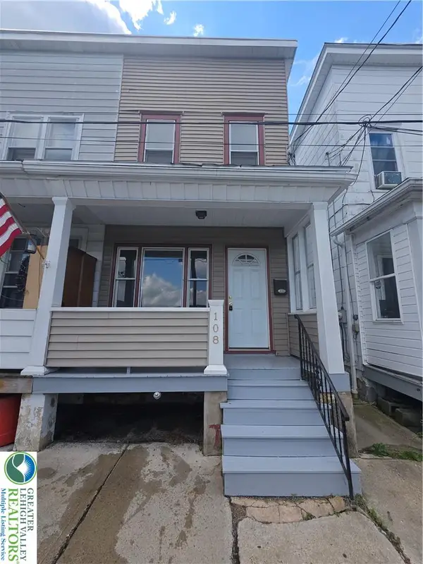 108 W Moser Avenue, Coaldale Boro, PA 18218