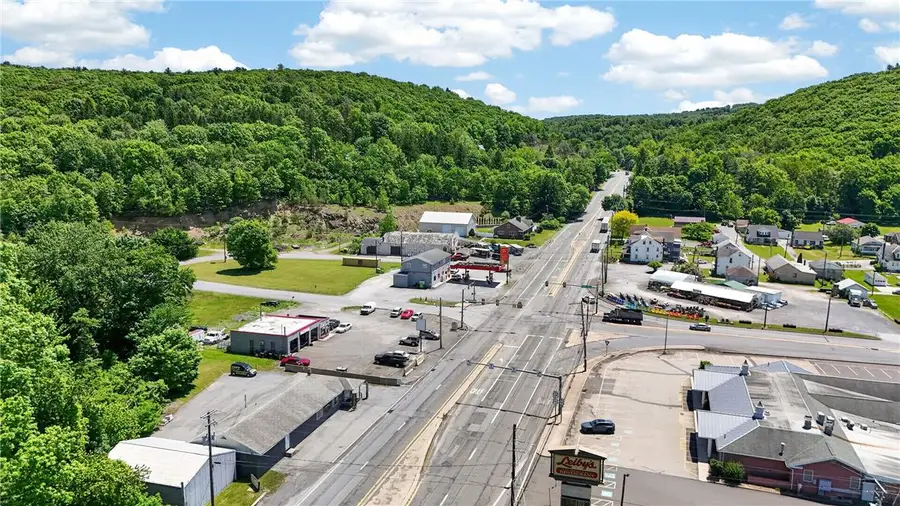 895 W Penn Pike, West Penn, PA 18252 - #3