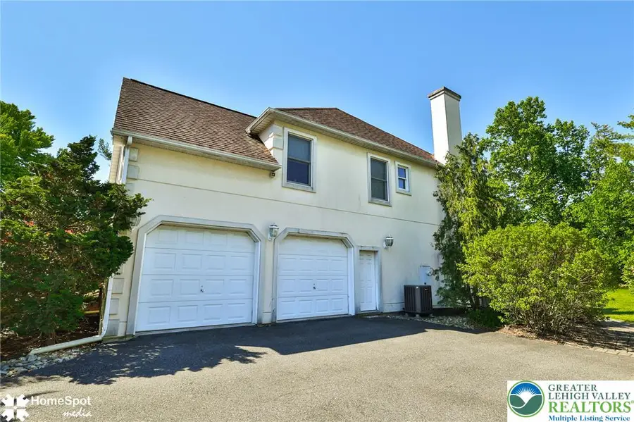 1614 Penns Crossing, South Whitehall, PA 18104 - #3