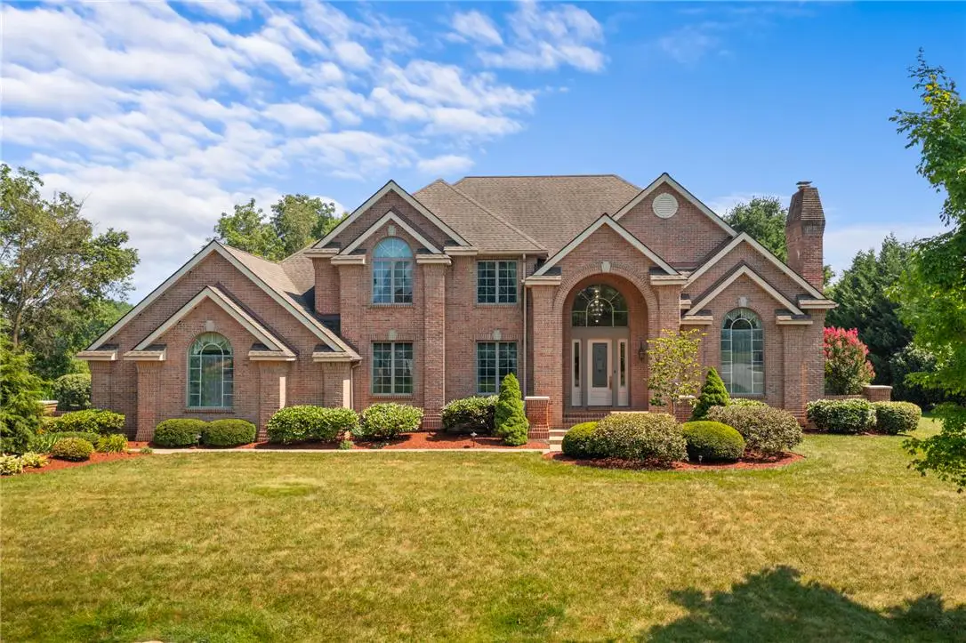 3208 Fallow Drive, South Whitehall, PA 18104 - #1