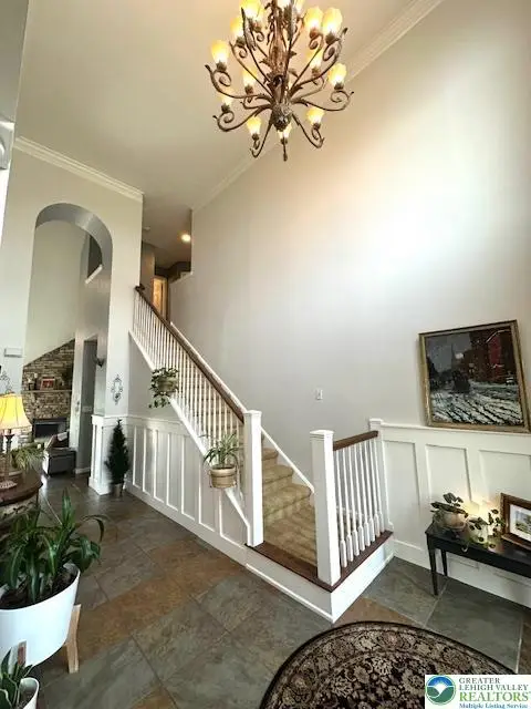 305 Indigo Way, Upper Macungie, PA 18104 - #2