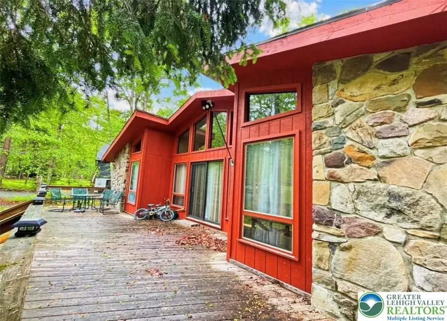 149 Livingston Lane, Clifton, PA 18424 - #3