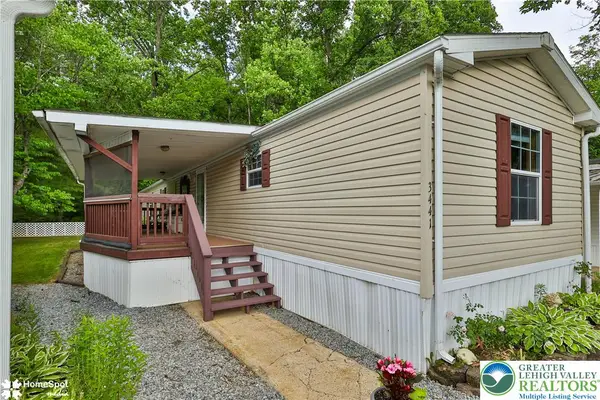 3441 Franklin Square, Northampton Boro, PA 18067