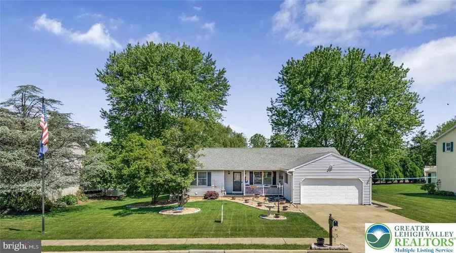 527 Hamsher Avenue, Topton, PA 19562 - #3