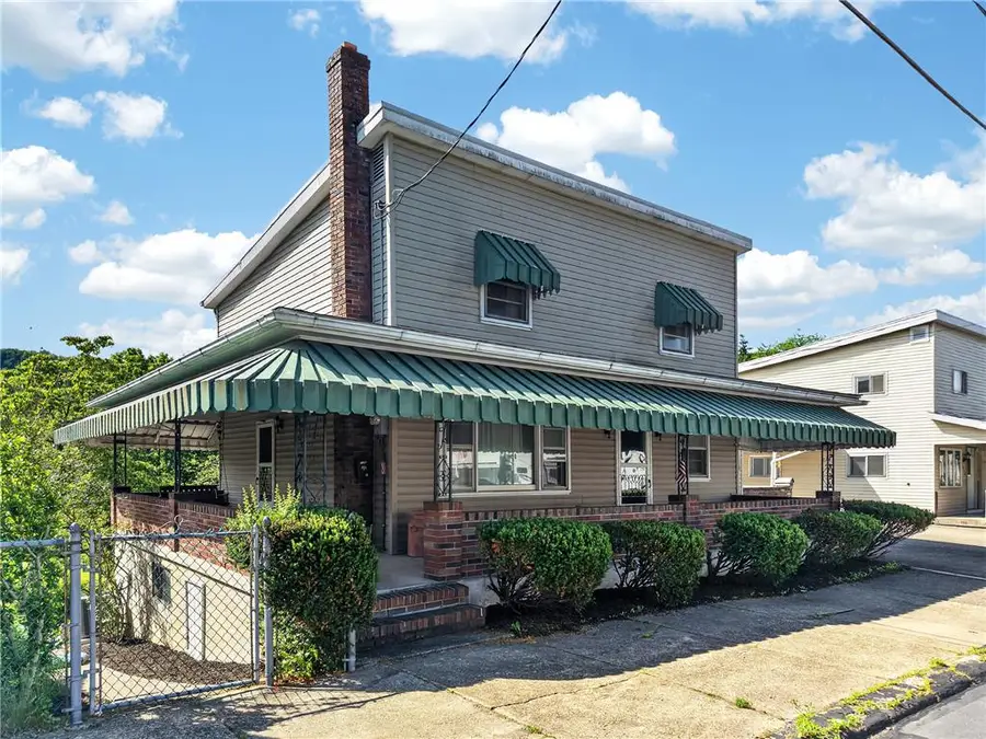 128 W Columbus Avenue, Nesquehoning, PA 18240 - #3