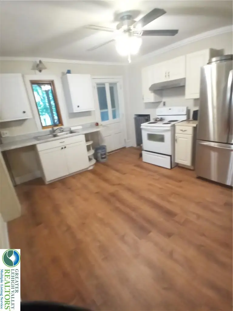 447 Center Avenue, Jim Thorpe, PA 18229 - #3