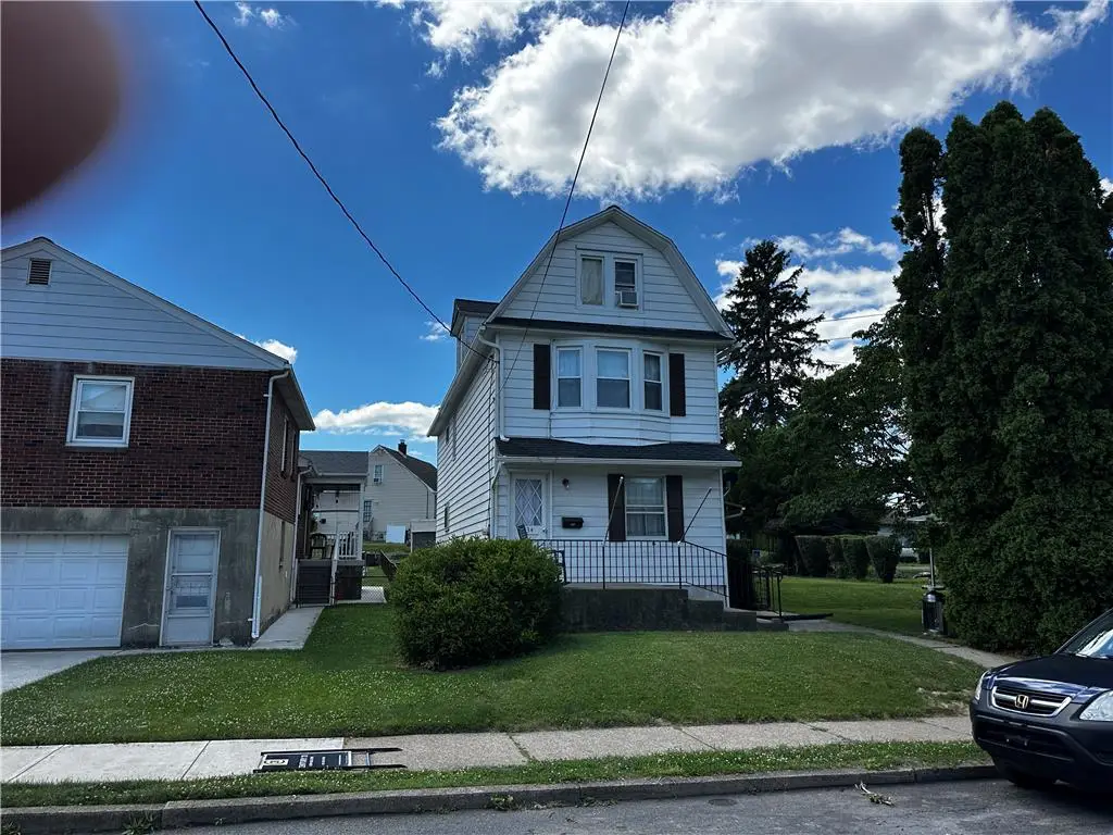 134 E High Street, Hellertown, PA 18055 - #1