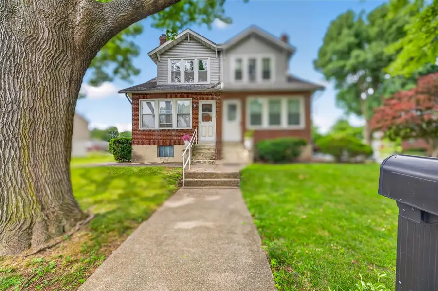 2831 W Columbia Street, South Whitehall, PA 18104 - #2