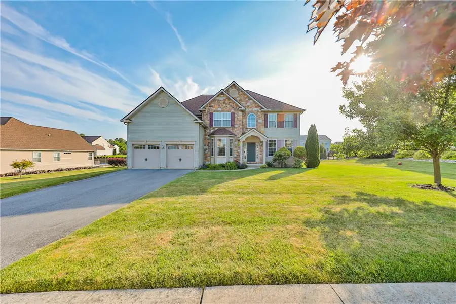1196 Glassywing Place, Breinigsville, PA 18031 - #2