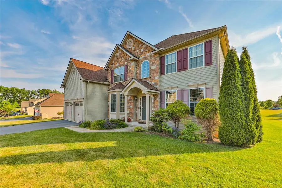 1196 Glassywing Place, Breinigsville, PA 18031 - #3