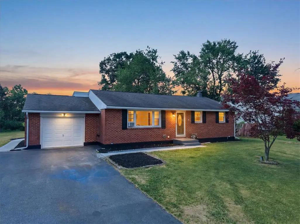 4470 Henry Street, Easton, PA 18045 - #1