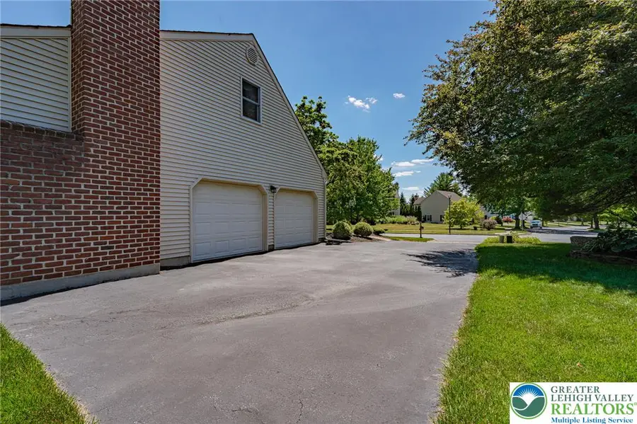 4855 Meadowview Drive, Wescosville, PA 18062 - #3