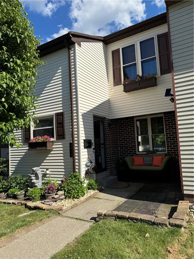 3412 Colonial Court, South Whitehall, PA 18104 - #1