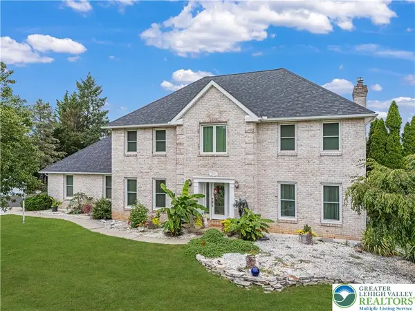 3739 Lindy Drive, North Whitehall Twp, PA 18069
