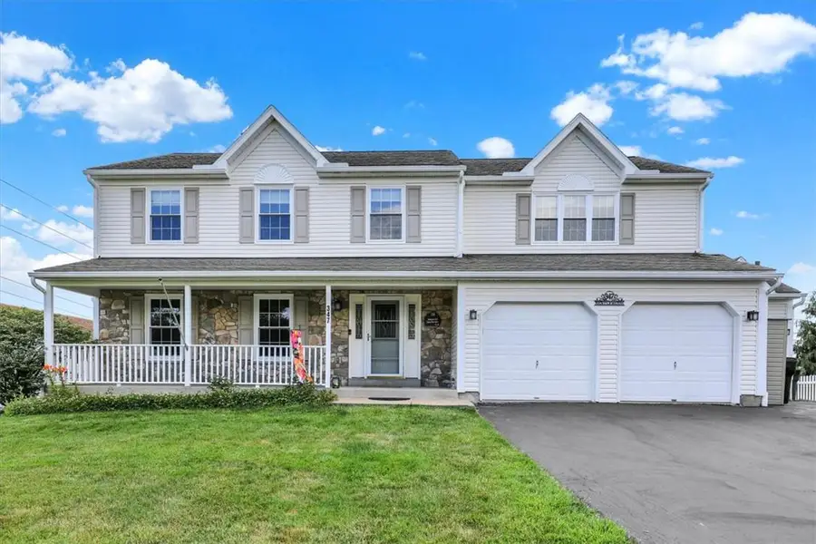 347 Rosecliff Drive, Amity, PA 19518 - #2