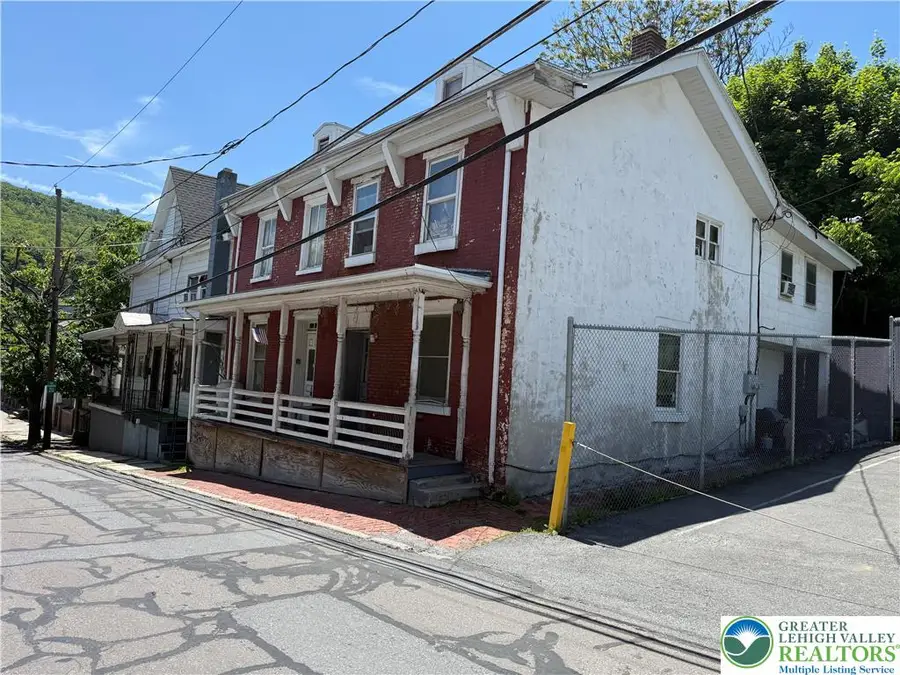 62 Hunter Street, Tamaqua, PA 18252 - #2