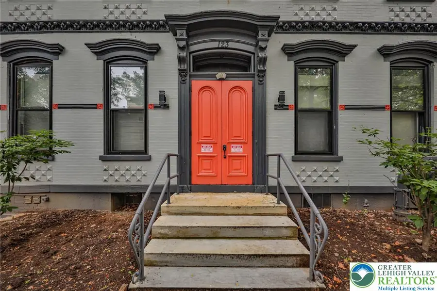 123 N 2nd Street, Easton, PA 18042 - #2
