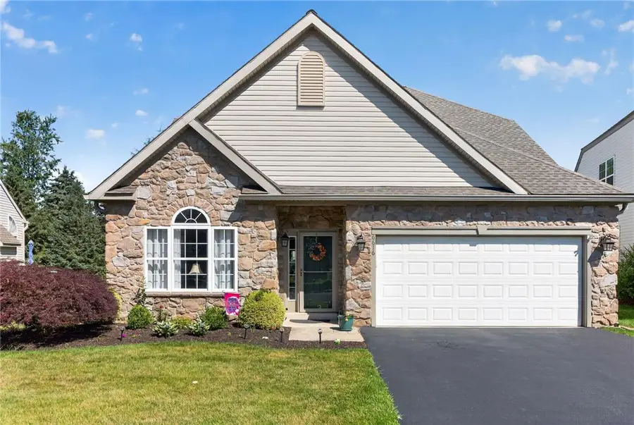 6616 Blue Heather Court, Lower Macungie, PA 18062 - #2