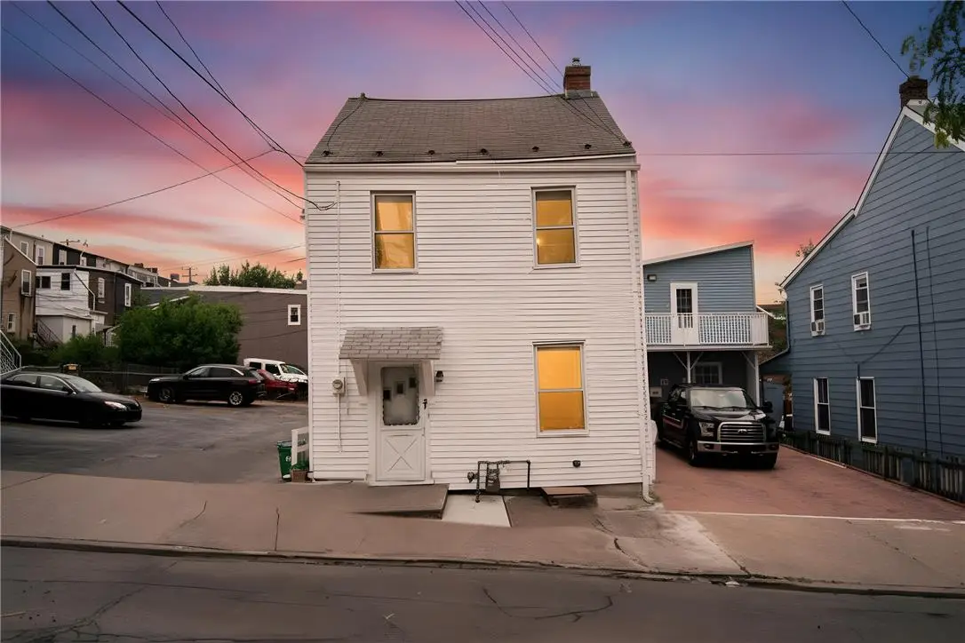 27 W Allen Street, Allentown, PA 18102 - #1