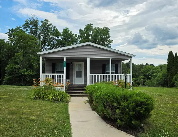4202 Silver Fox Court, North Whitehall Twp, PA 18069