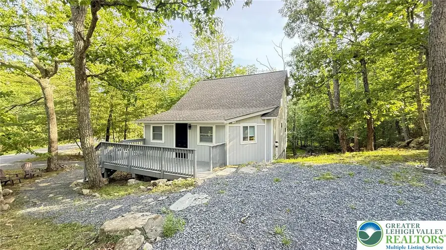 117 Clifton Drive, Saw Creek, PA 18324 - #2