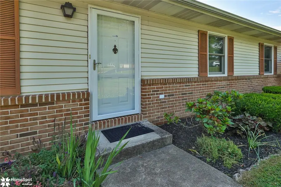 4354 Fieldstone Court, Upper Saucon, PA 18034 - #3