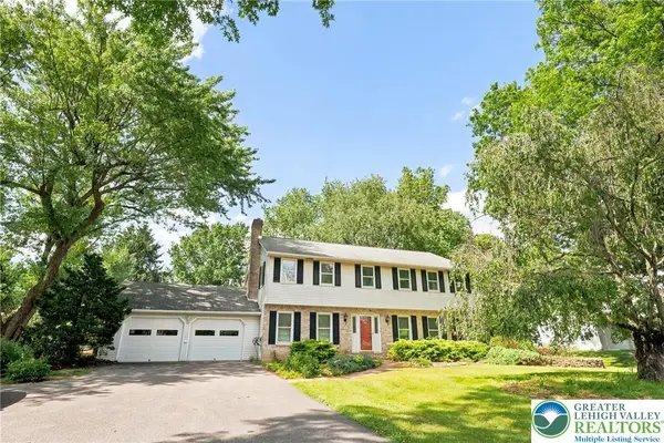 613 E Macada Road, Bethlehem City, PA 18017