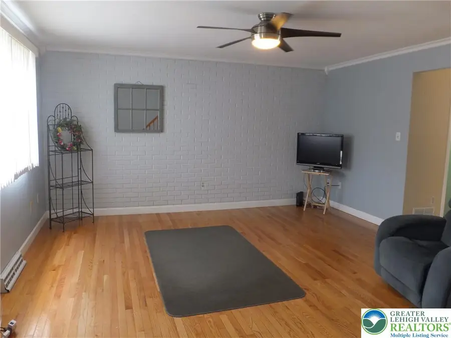 3360 S 2nd Street, Hokendauqua, PA 18052 - #2