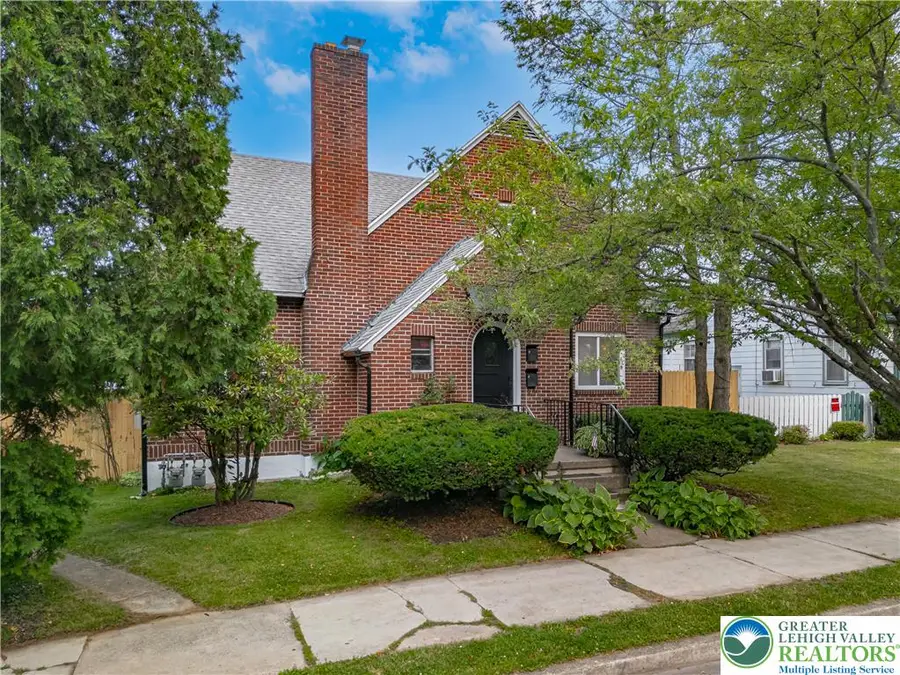 726 Seneca Street, Fountain Hill, PA 18015 - #2