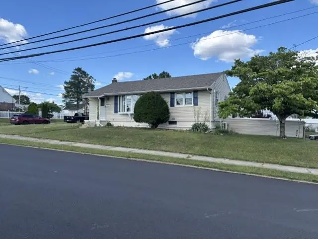 833 N Graham Street, Allentown, PA 18109 - #2