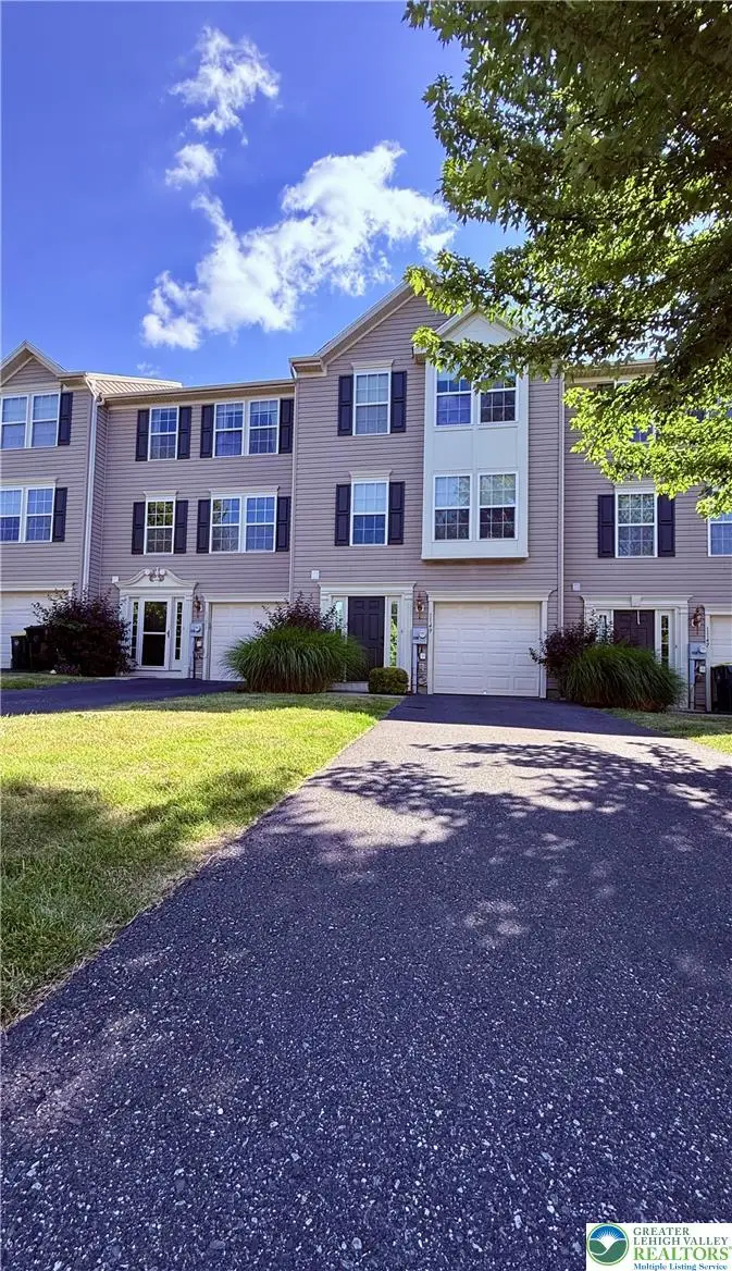 1149 Sparrow Way, Breinigsville, PA 18031 - #2