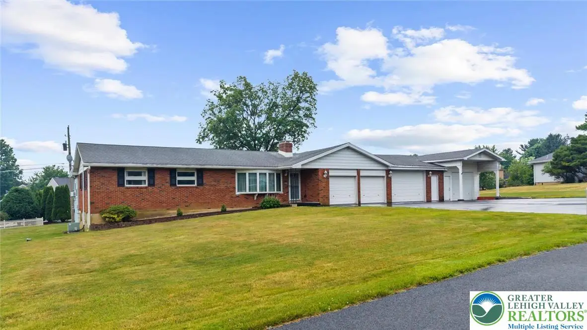 5824 Holiday Drive, Allentown, PA 18104 - #1