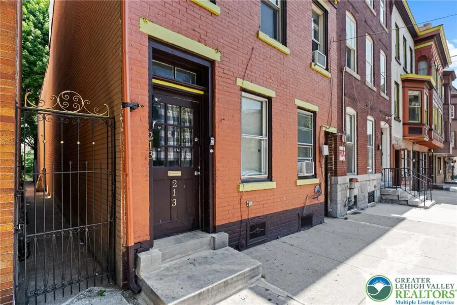 213 8th Street, Allentown, PA 18102 - #2
