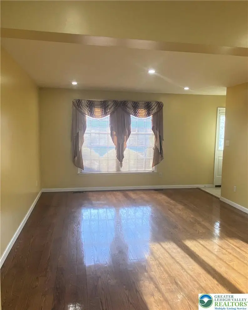 3104 Peacock Drive, Bethlehem, PA 18020 - #3