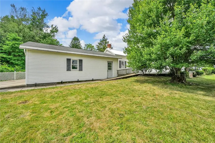35 Hughes, New Ringgold, PA 17960 - #3