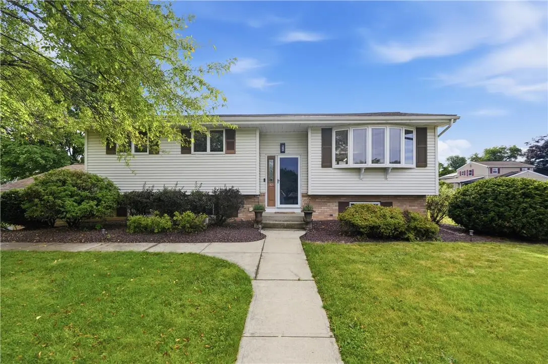 32 Robert Drive, Upper Macungie, PA 18104 - #1