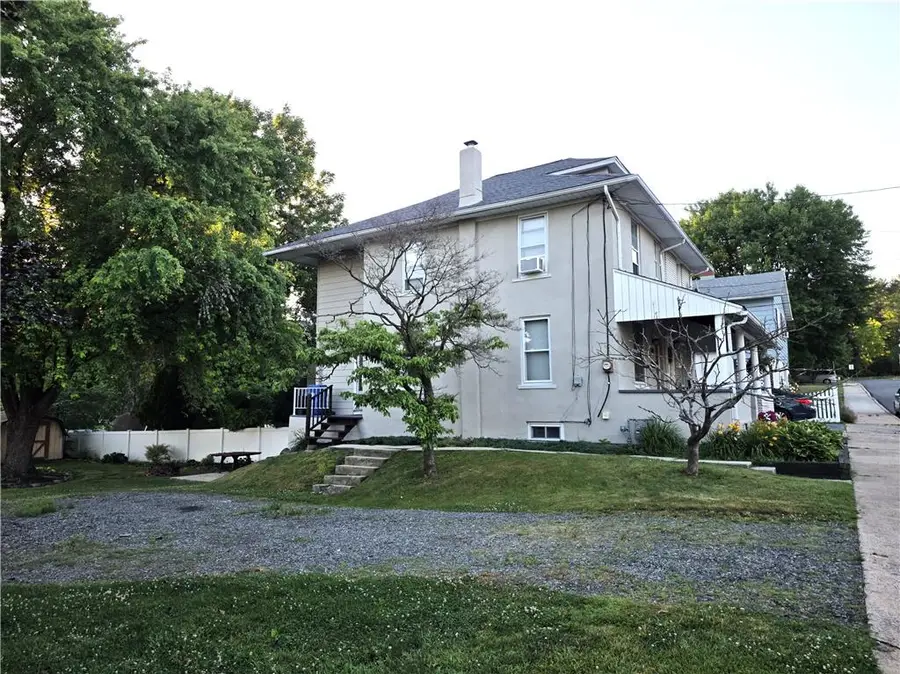 325 Delong, Emmaus, PA 18049 - #3