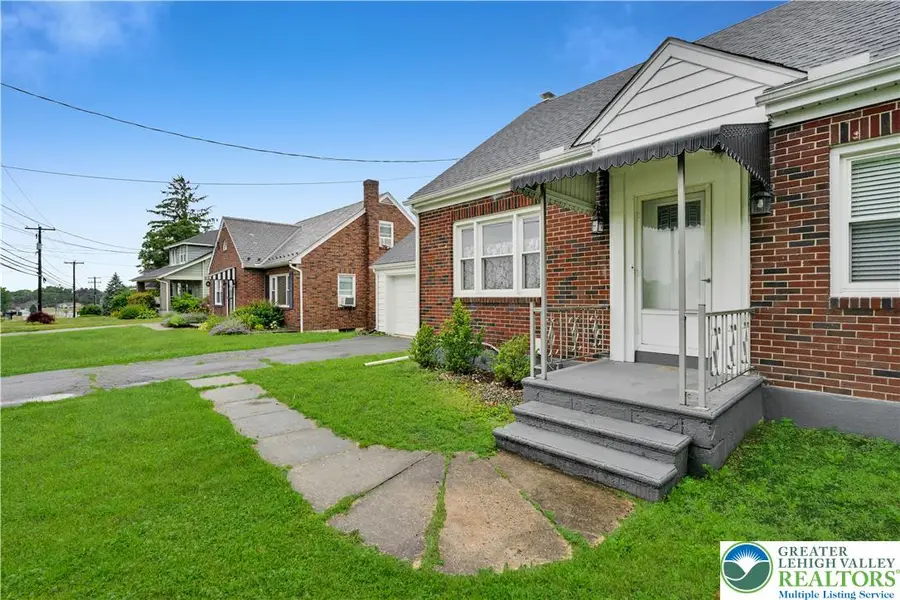5140 Route 873, Schnecksville, PA 18078 - #2