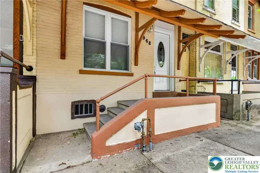 948 W Chew Street, Allentown, PA 18102 - #3