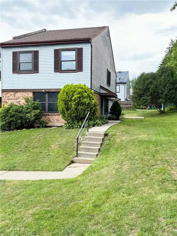 1726 Saratoga Court, South Whitehall Twp, PA 18104