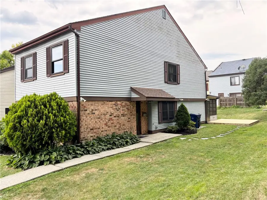 1726 Saratoga Court, Allentown, PA 18104 - #2